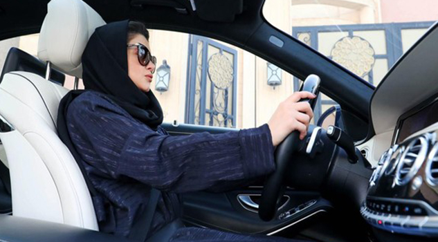 Encierra a las principales activistas del derecho a conducir de las mujeres en Arabia Saudí