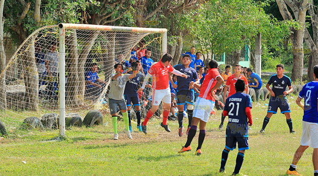 Villa de las Flores pasó sobre Devandowski