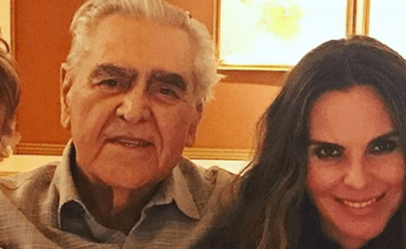 Padre de Kate del Castillo revela que está molesto con ella