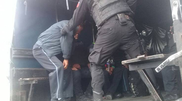 Tres policías recluidos en penal intentan suicidarse