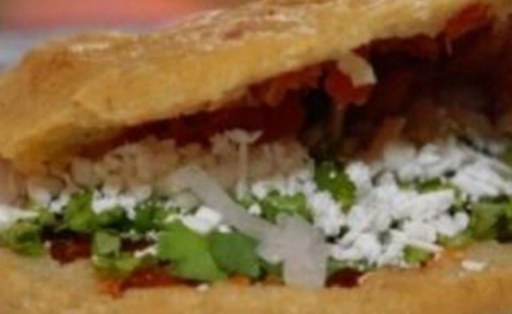 Regalan gorditas en Aguascalientes por triunfo de AMLO