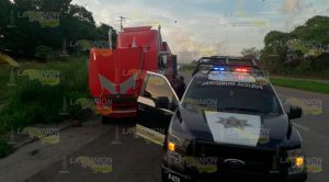 Aseguran carga de dudosa procedencia en la autopista hacia Tuxpan Aseguran Carga Dudosa Procedencia Autopista Hacia Tuxpan