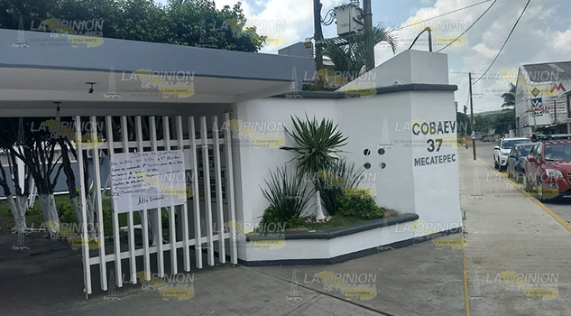COBAEV de Tihuatlán, obra que se quedó inconclusa