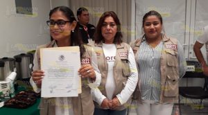 Entregan constancia de mayoría a Raquel Bonilla Herrera Entregan Constancia Mayoría Raquel Bonilla Herrera