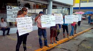 Familias Predio Lucio Cabañas Naranjos Protestan Contra Dirigente