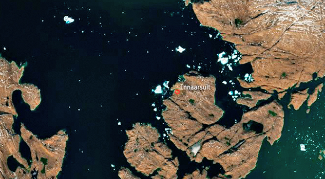 Iceberg que avanza por Groenlandia se ve desde el espacio