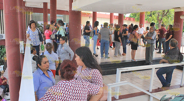 No hay dinero para jubilaciones de empleados municipales, demandan sus pagos