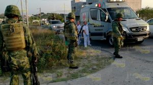 Policías vs. Delincuentes en Tuxpan Policías vs. Delincuentes en Tuxpan