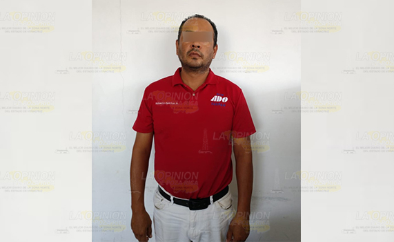 Elementos de la policía ministerial detienen a taxista por tentativa de de homicidio en Tuxpan