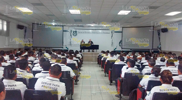 Los capacitan criminólogos, fueron 400 cadetes