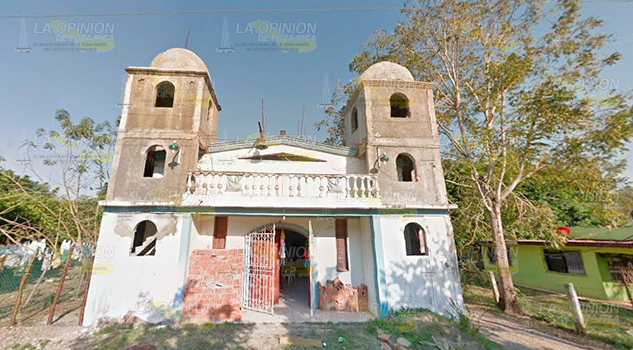 Roban campana de la iglesia San Felipe, de la comunidad de Rancho Nuevo, Tihuatlan