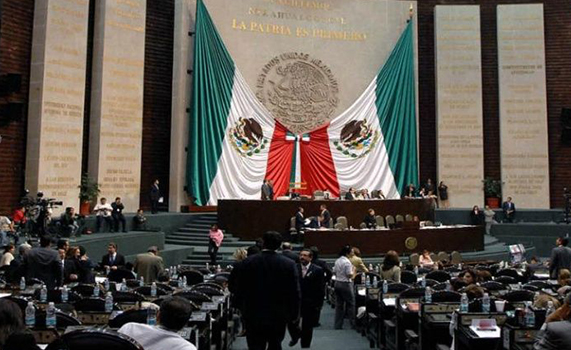 Diputados gastan millones en galletas y café
