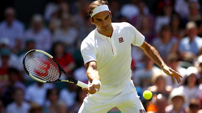 Roger Federer inició con éxito su defensa en Wimbledon