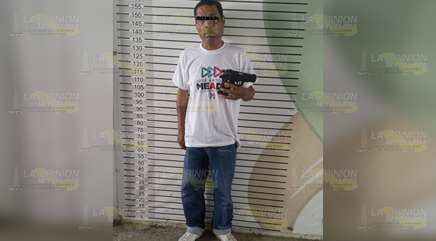 Detenido por portar arma en el mercado de Tuxpan
