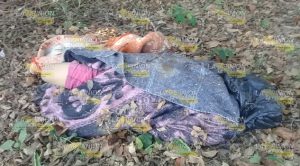 Hallan cuerpo en cobijado en camino a El Mango