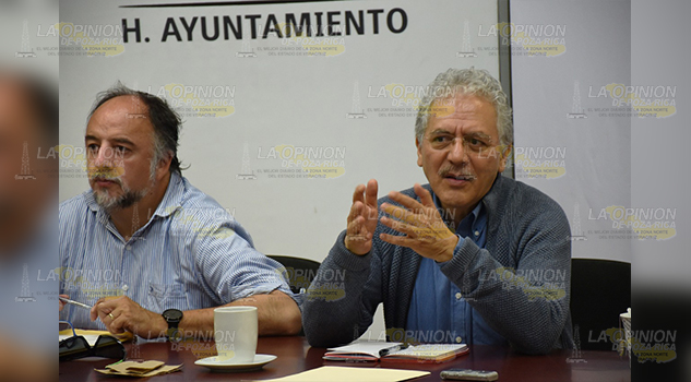 Admite presidente municipal sus adeudos en Xalapa