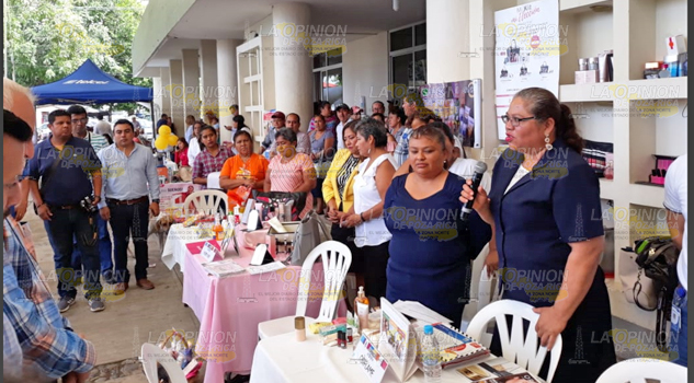 Inicia Feria del Empleo en Álamo