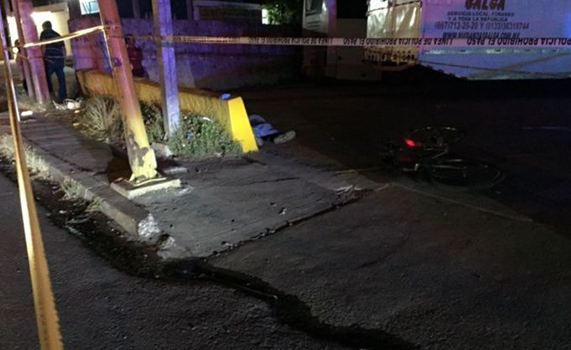 Sospechosos de asesinar a compañero de trabajo, huyen a Veracruz