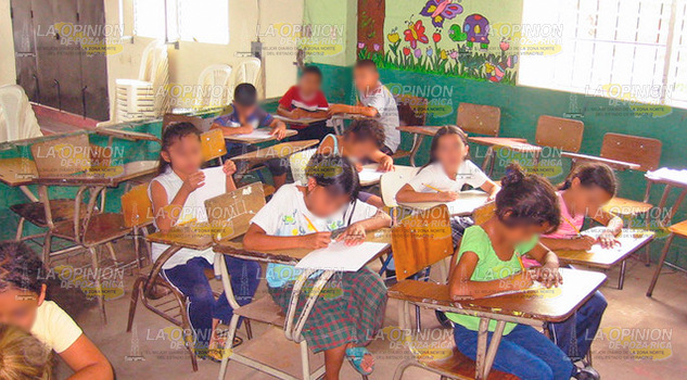 Situación económica y social dificultan la educación, afirman docentes