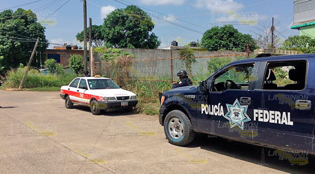 Elementos Federales localizan unidad de alquiler en la colonia Morelos de Poza Rica