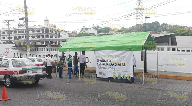 Instalan módulo de atención turística