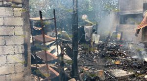 Arde vivienda en colonia Villa de las Flores de Poza Rica Arde Vivienda Colonia Villa Flores Poza Rica