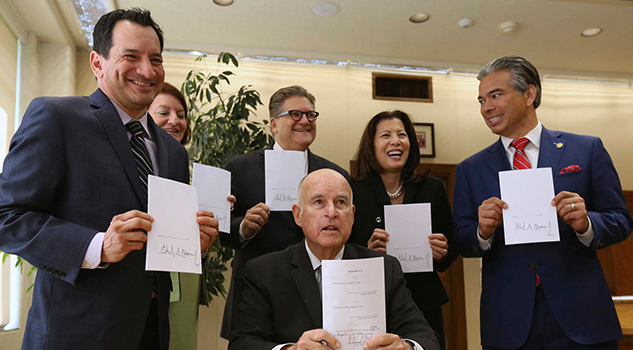 California elimina sistema de fianzas que condena a pobres a la cárcel California Elimina Sistema Fianzas Condena Pobres Cárcel