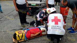 Camioneta embiste a motociclista en Tuxpan Camioneta Embiste Motociclista Tuxpan