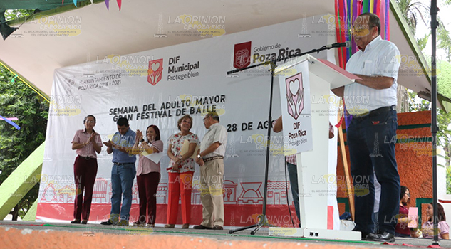 Incansable labor de adultos mayores