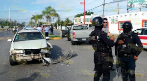 Elemento Marina Provoca Aparatoso Accidente Tuxpan