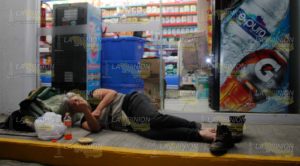 En redes sociales reportan a mujer extranjera en situación de calle En Redes Sociales Reportan Mujer Extranjera Situación Calle