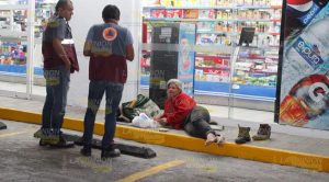 En redes sociales reportan a mujer extranjera en situación de calle En Redes Sociales Reportan Mujer Extranjera Situación Calle