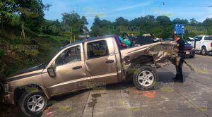 Encontronazo sobre la México-Tuxpan, hay 5 personas lesionadas Encontronazo Sobre La México Tuxpan, Hay 5 Personas Lesionadas