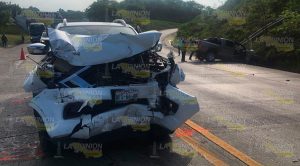 Encontronazo sobre la México-Tuxpan, hay 5 personas lesionadas Encontronazo Sobre La México Tuxpan, Hay 5 Personas Lesionadas