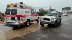 Ileso tras estrellarse contra muro de contención en la Tuxpa-Poza Rica Ileso Tras Estrellarse Contra Muro Contención Tuxpa Poza Rica