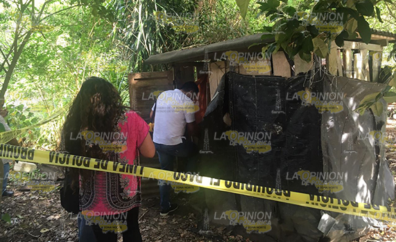 Mujer se mata de un balazo en el baño de su vivienda