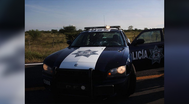 Se registra balacera en autopista por patrulla ‘pirata’ y retén falso