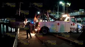 ¡Trágico accidente! Pierde el control de su automóvil y cae al río en Tuxpan Pierde Control Automóvil Cae Río Tuxpan
