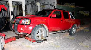Sujeto ebrio choca y abandona su camioneta en Papantla Sujeto Ebrio Choca Abandona Camioneta Papantla