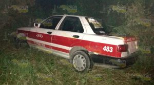 Taxi termina fuera de la carretera Tuxpan-Tamiahua Taxi Termina Fuera Carretera Tuxpan Tamiahua