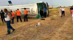 Vuelca autobús sobre la Zaragoza-Victoria, hay 14 heridos Vuelca Autobús Sobre Zaragoza Victoria Hay 14 Heridos