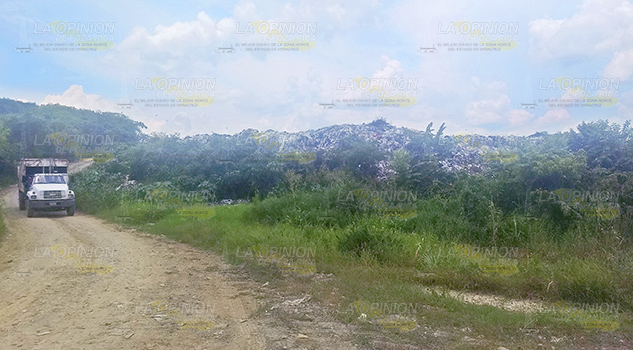 Cerros de basura, proliferan tiraderos a cielo abierto