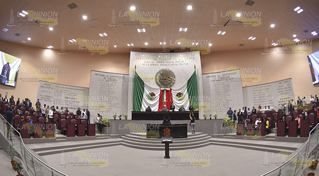 Congreso reforma 10 leyes en Xalapa