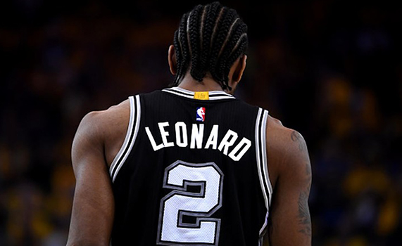 Kawhi Leonard se despide de los Spurs con emotiva carta