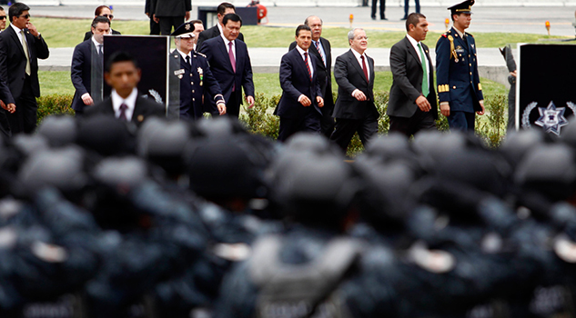 Analistas: El reto para AMLO, con Guardia o no, es la violencia; EPN tuvo Gendarmería y no le sirvió