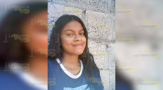 Desaparece menor papanteca en los baños de un súper, es buscada por su familia