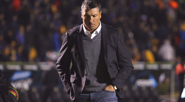 ¡Santo conflicto! Siboldi renuncia a la dirección técnica del actual campeón