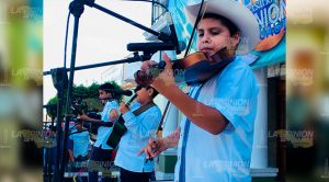 Celebran en Pánuco, cuna del huapango, el 12o aniversario de La Opinión Huasteca.