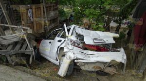 Trailero provoca accidente en Tihuatlán-Álamo, se da a la fuga