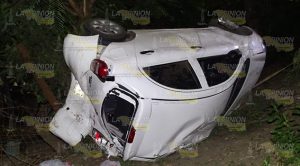 Se sale de la carretera para evitar encontronazo